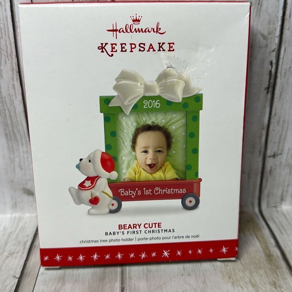 Hallmark: Beary Cute - Baby's 1st Christmas - Premier Event Limited Edition